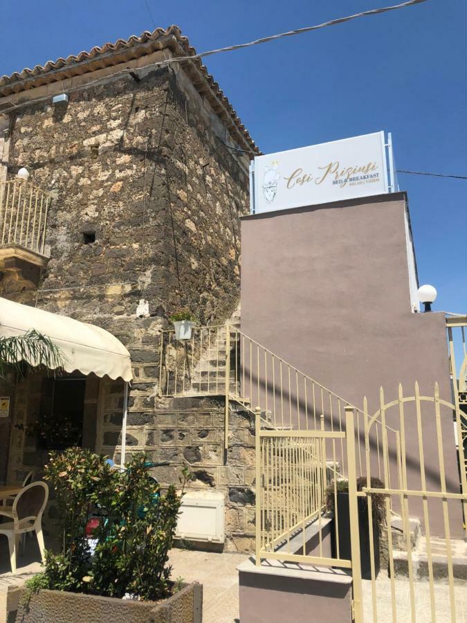 Cosi Priziusi Acomodação com café da manhã Vizzini Exterior foto